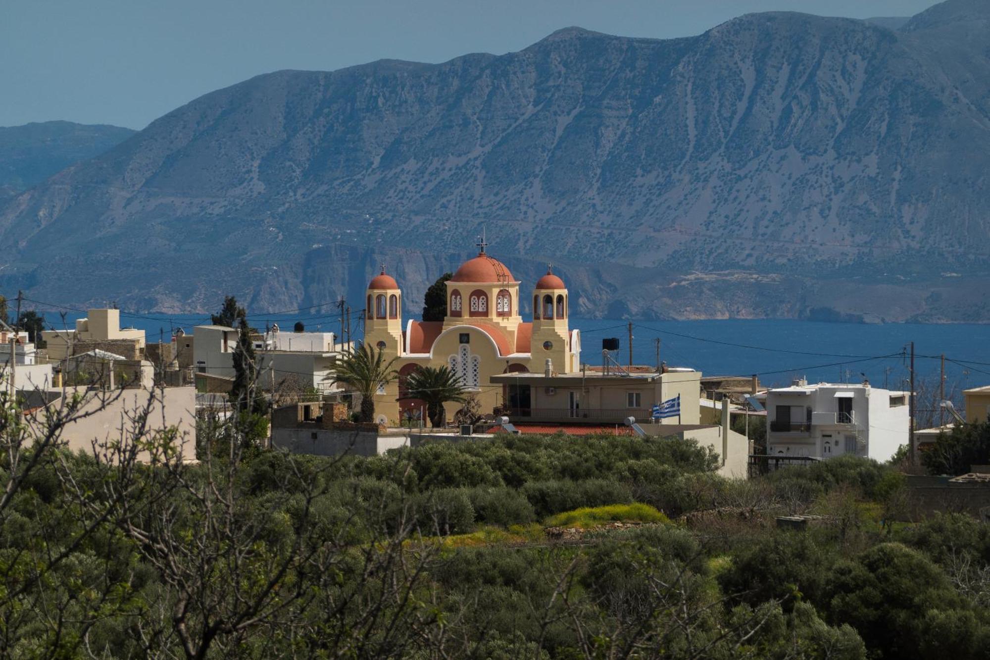 Villa Dio Petres Kroustas 외부 사진