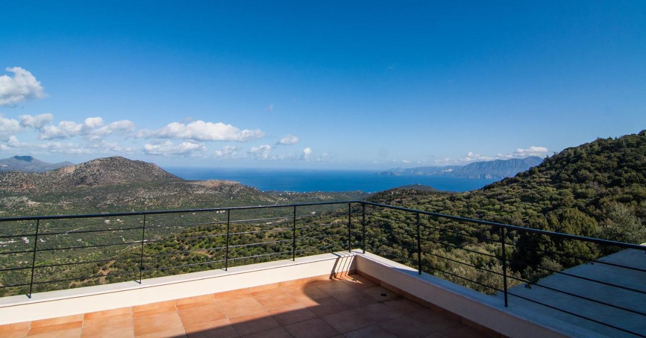 Villa Dio Petres Kroustas 외부 사진