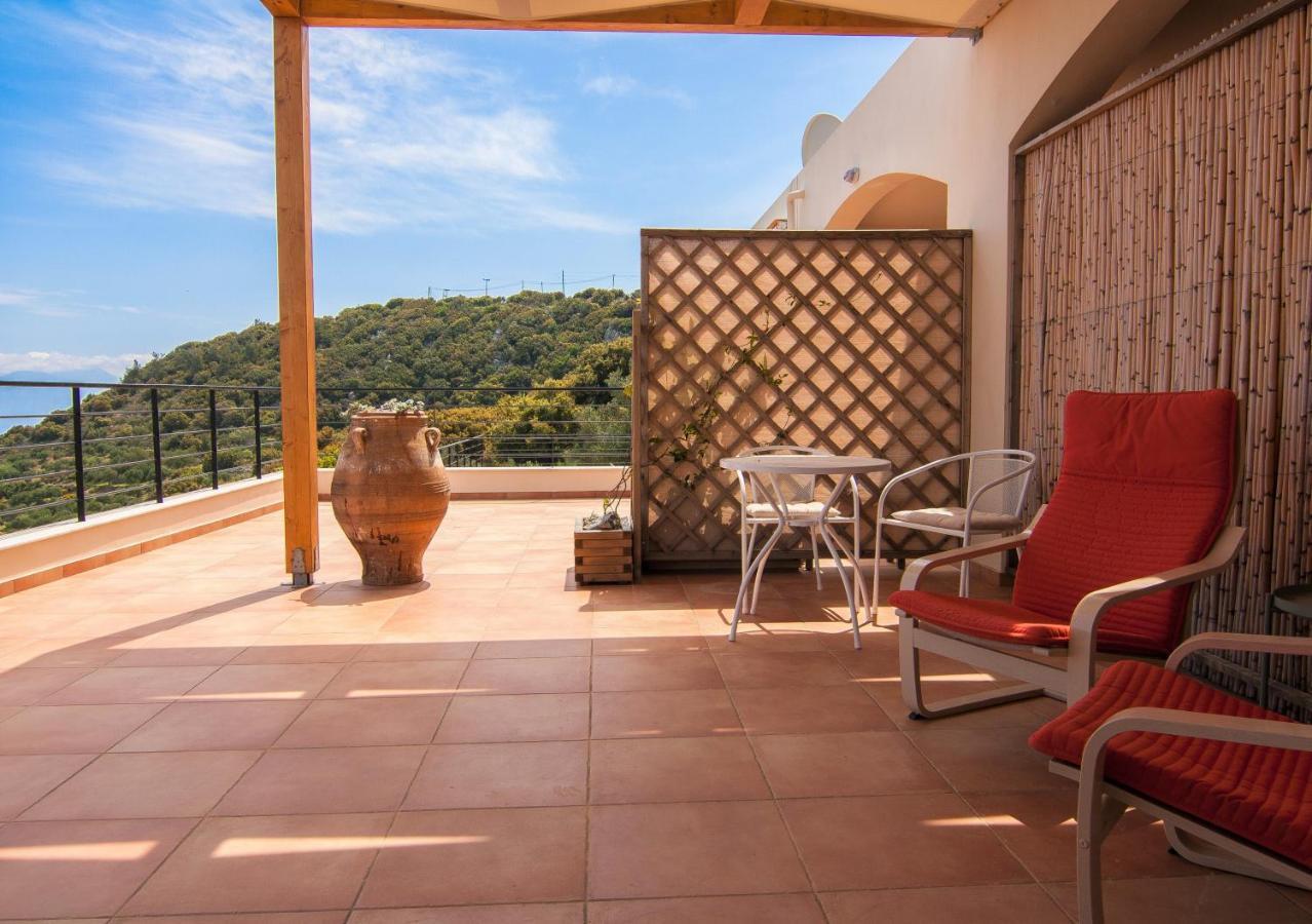 Villa Dio Petres Kroustas 외부 사진